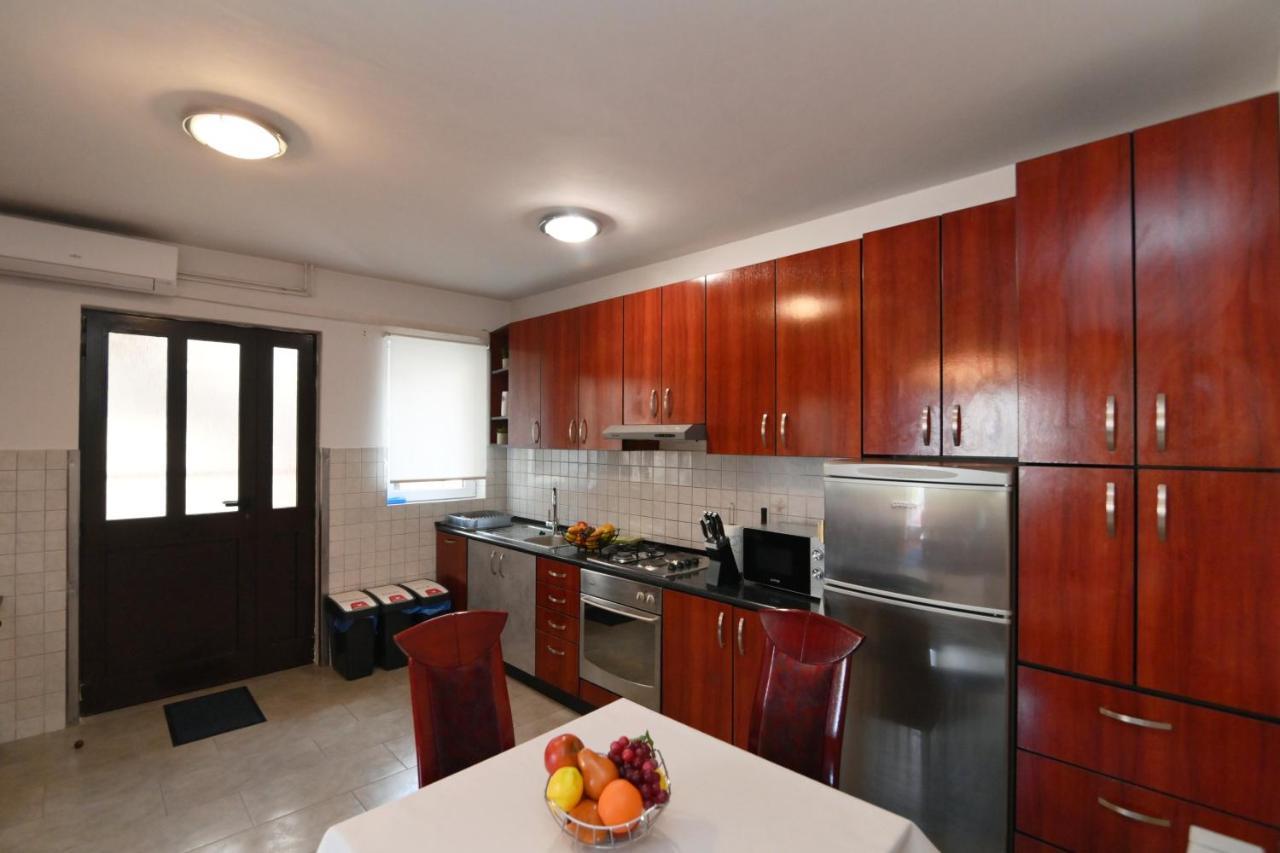 Antonio Apartments Rijeka Buitenkant foto